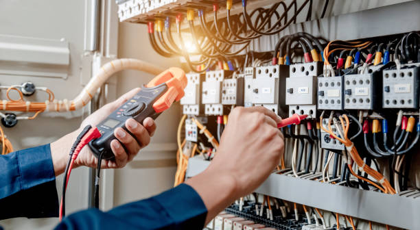 Best Affordable Emergency Electrician  in High Rolls, NM